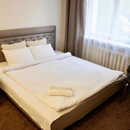 Central Apartment Nemiga Мінськ Екстер'єр фото