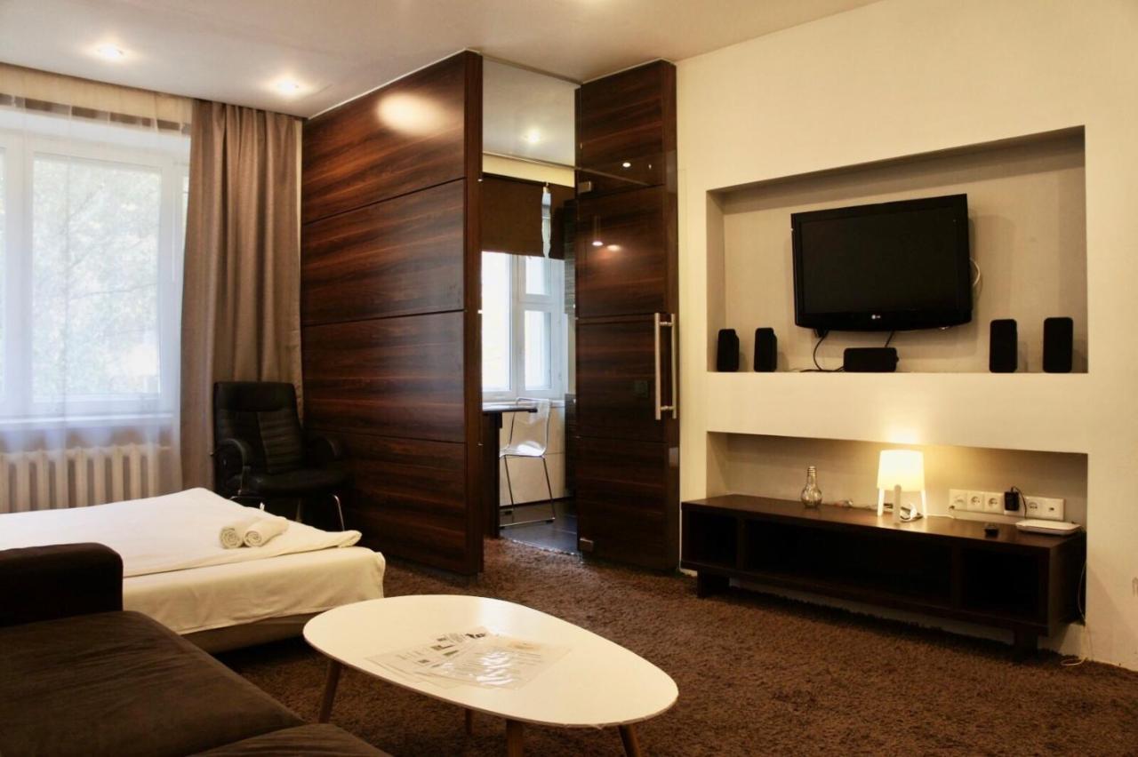 Central Apartment Nemiga Мінськ Екстер'єр фото
