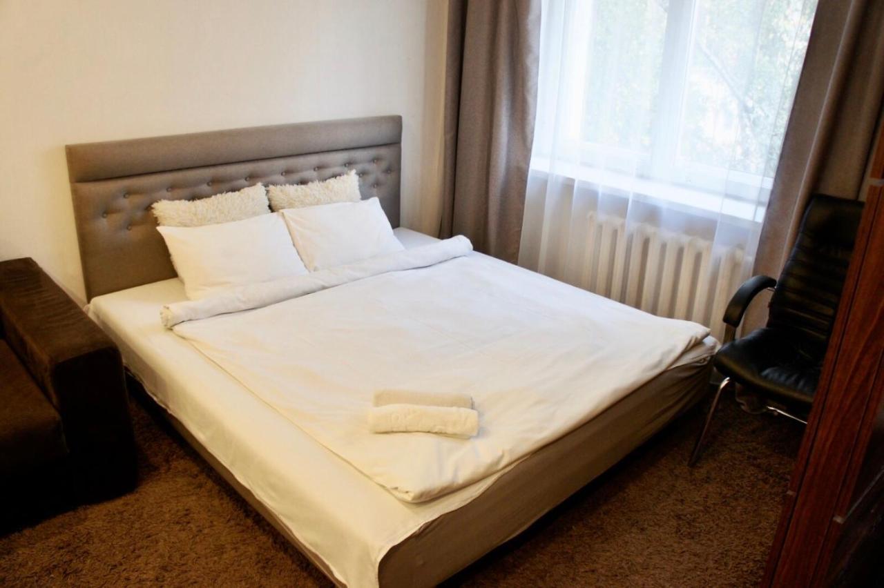 Central Apartment Nemiga Мінськ Екстер'єр фото